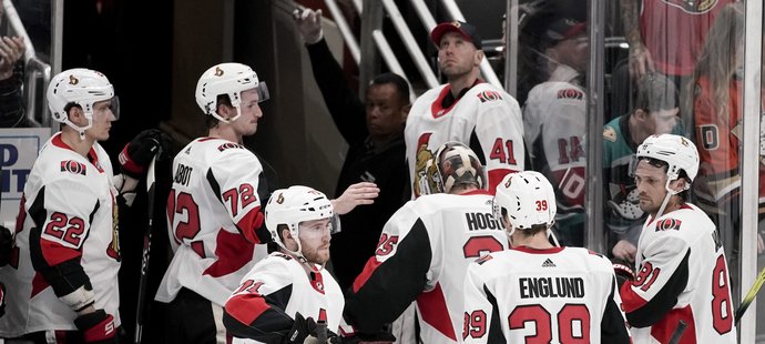 Koronavirus už dorazil do NHL