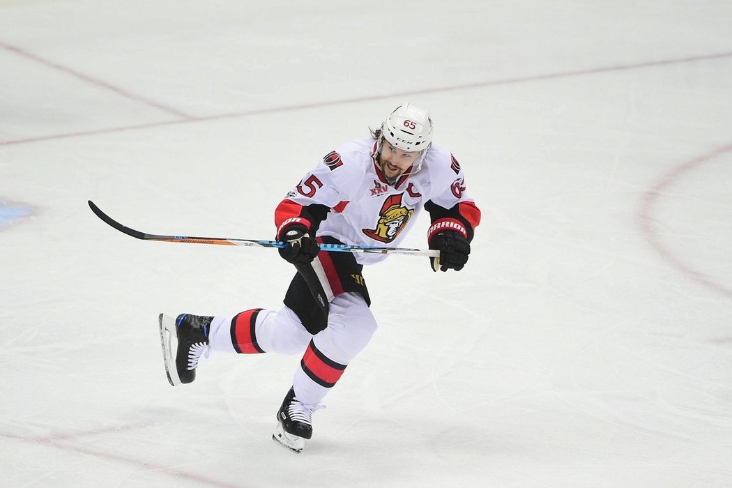 Erik Karlsson (obránce, Ottawa) - Senzačně dovedl Senators do finále Východní konference a moc nechybělo, aby postoupili ještě dál. Švédský bek je nepřekonatelný ve schopnosti kontrolovat hru.