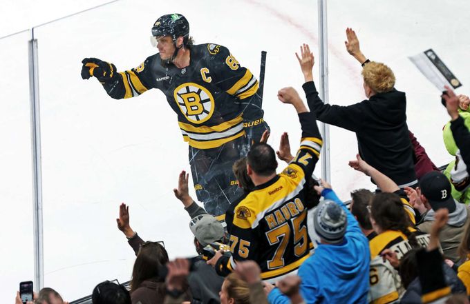 NHL ONLINE: Nabitý program už večer, Pastrňák se trefil proti Chicagu NHL ONLINE: Nabitý program už večer, Pastrňák se trefil proti Chicagu