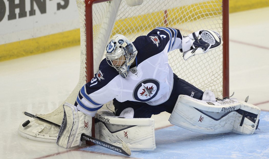 Český brankář Winnipegu Ondřej pavelec