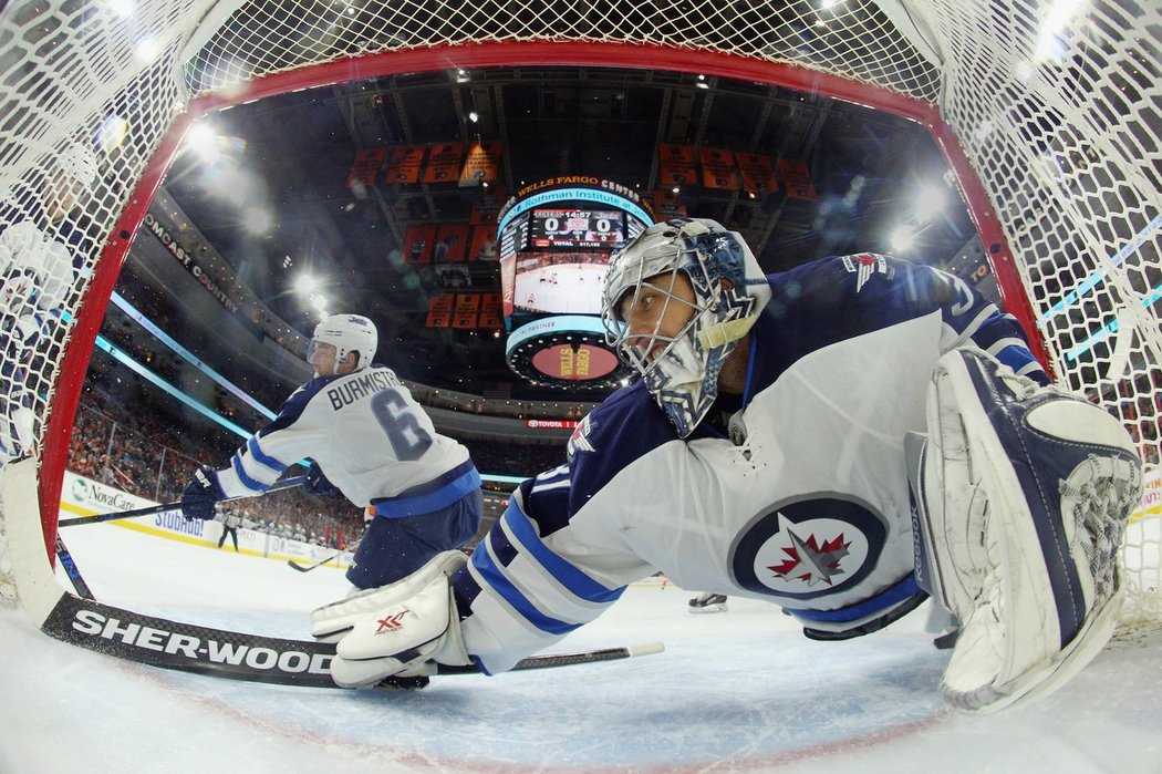 Ondřej Pavelec byl z Winnipegu přesunut do rezervního týmu Manitoba Moose