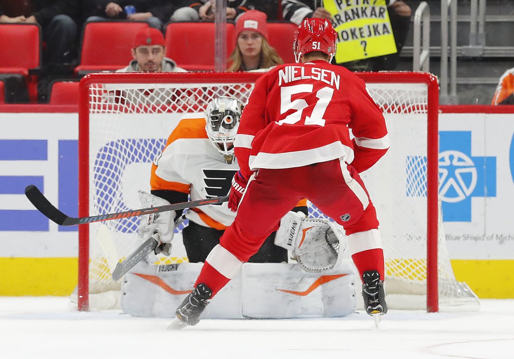 Zápas rozhodl nejúspěnější nájezdník v historii NHL Frans Nielsen