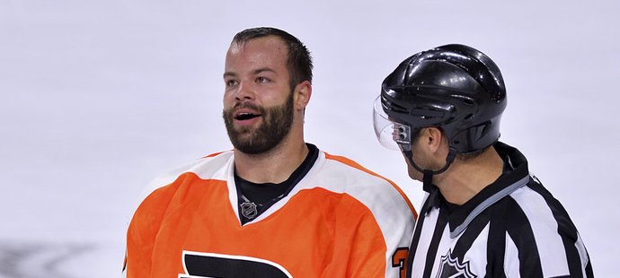 Radko Gudas dostal za zákrok loktem třízápasový trest