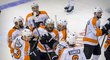Hokejisté Philadelphie porazili v Torontu i díky jedné asistenci českého útočníka Jakuba Voráčka New York Islanders 5:4 ve druhém prodloužení a vyrovnali stav série 2. kola play off NHL ve Východní konferenci na 3:3 na zápasy.