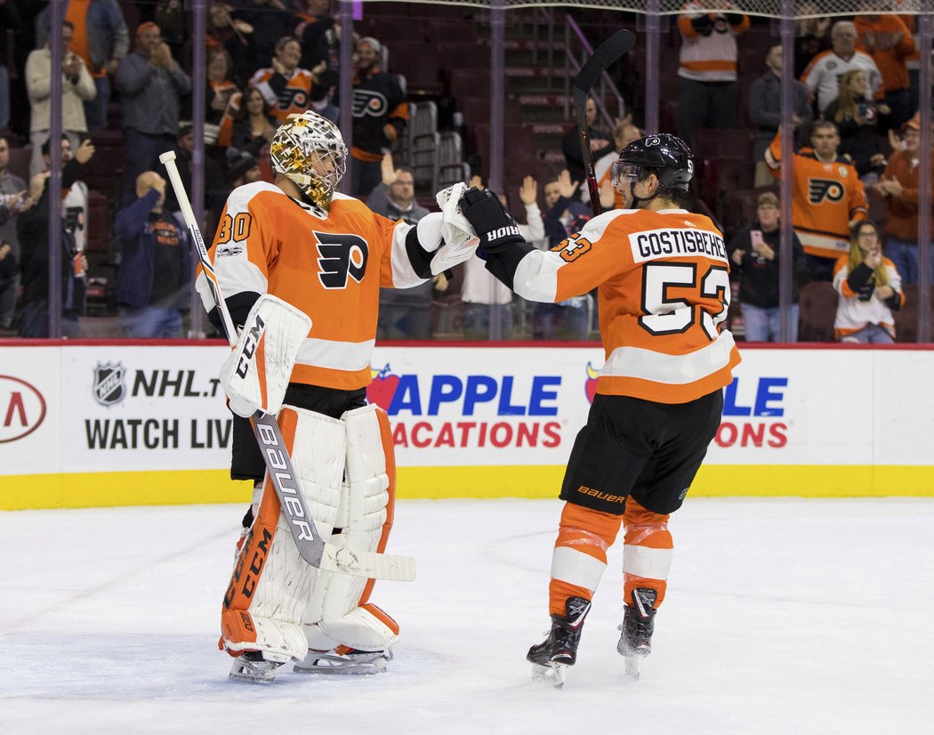 Michal Neuvirth zazářil, chytil 40 střel Panthers