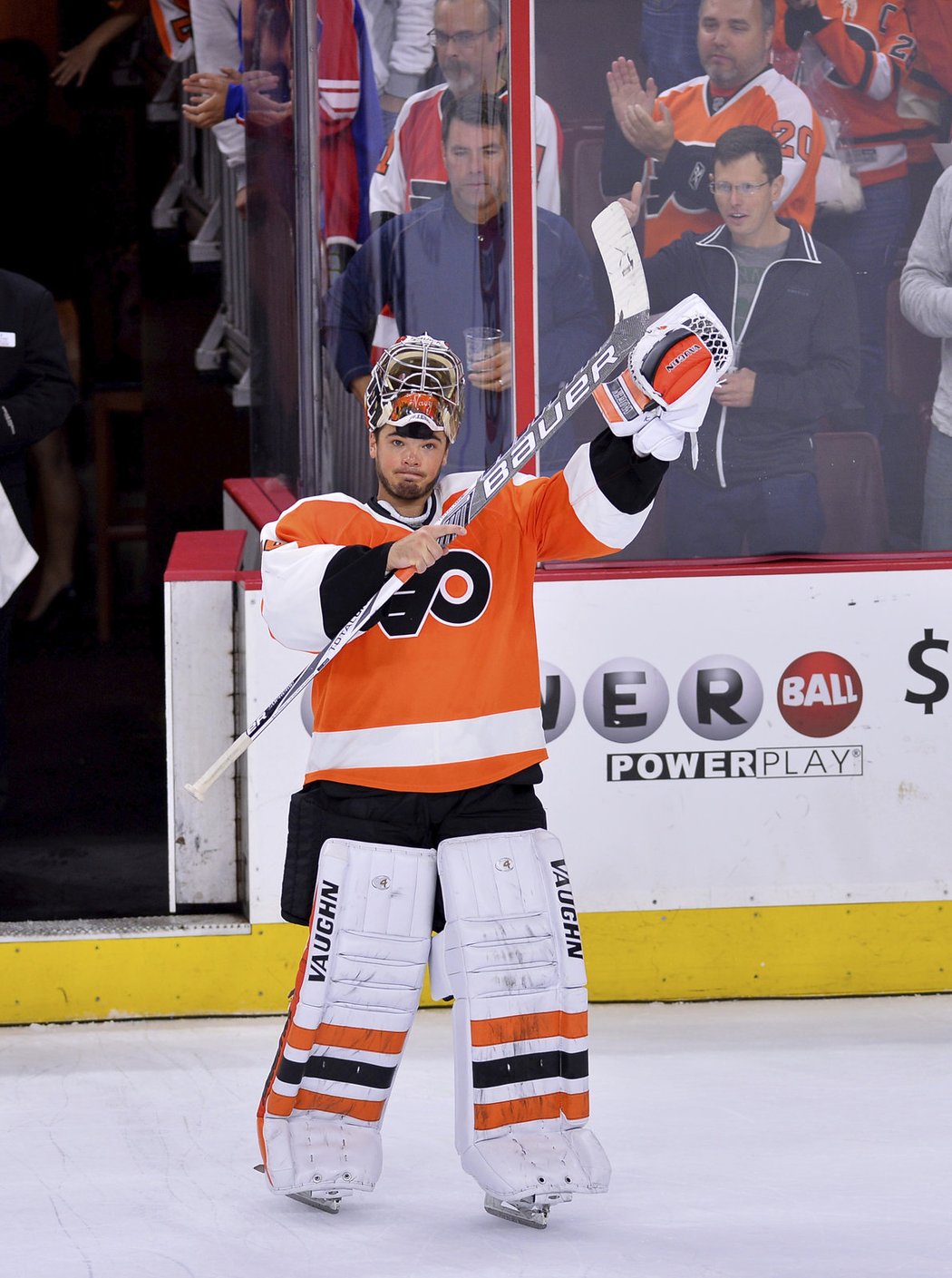 Michal Neuvirth má za sebou jednu sezonu v barvách Philadelphie