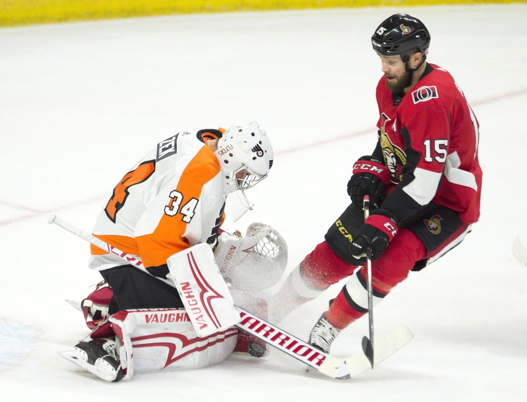 Po výměně do Flyers má český brankář Petr Mrázek zatím stoprocentní bilanci, vyhrál oba zápasy