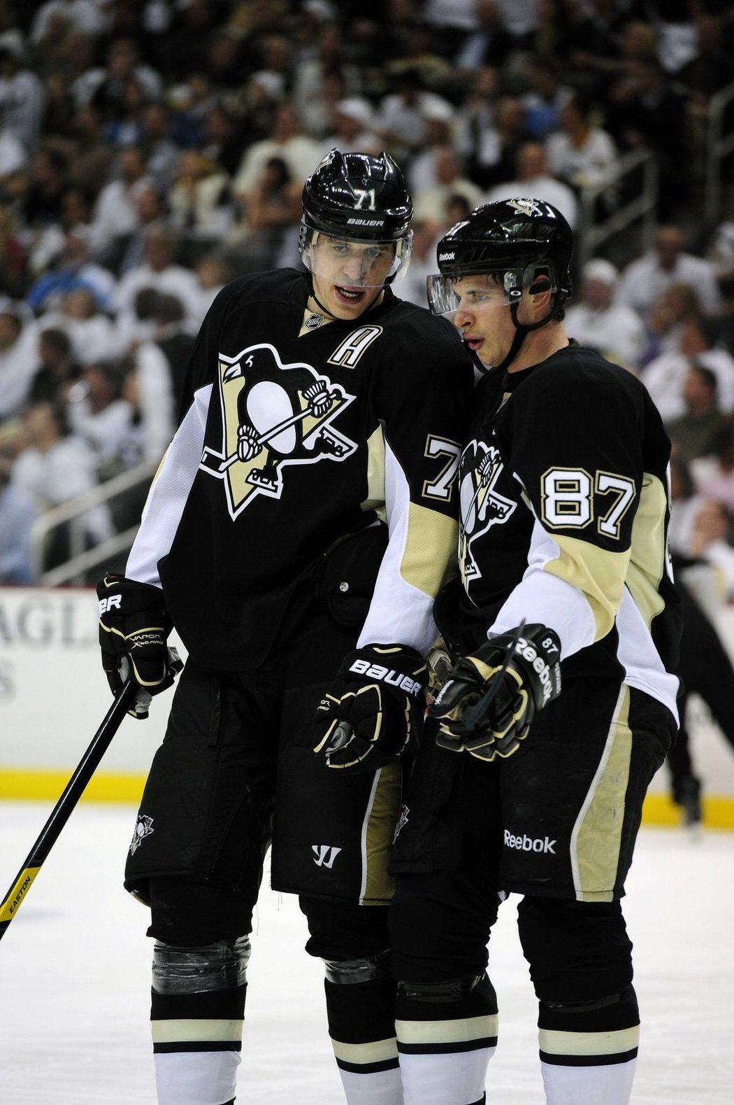 Jevgenij Malkin a Sidney Crosby, hvězdy Pittsburghu