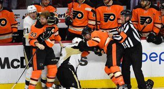 Zase ten Pittsburgh! Voráček chtěl proti rivalovi tasit pěsti