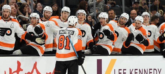 Hokejisté Philadelphie zahájí novou sezonu NHL zápasem v Praze proti Chicagu