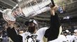 Pascal Dupuis před týdnem podruhé vyhrál Stanley Cup