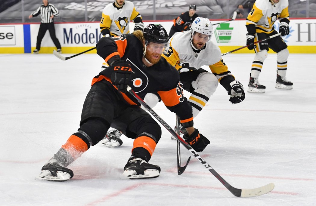 Český útočník Jakub Voráček pomohl Philadelphii při výhře nad Pittsburghem třemi asistencemi