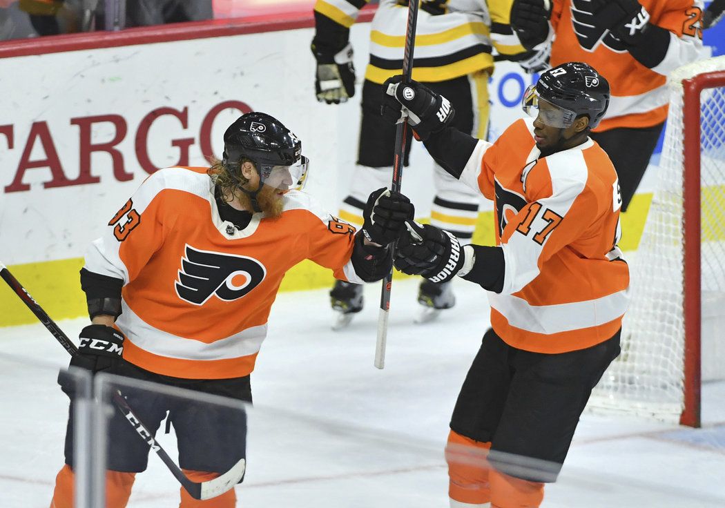 Jakub Voráček neodvrátil v pondělním utkání NHL gólem porážku hokejistů Philadelphie 1:4 s Pittsburghem.