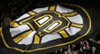 Fanoušci Bostonu před čtvrtým (a nakonec i posledním) zápasem finálové série Východní konference NHL proti Pittsburghu