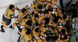 Hokejisté Las Vegas slaví zisk prvního Stanley Cupu