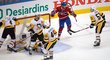 Finský útočník Artturi Lehkonen z Montrealu oslavuje gól proti Pittsburghu, kterým poslal Canadiens do dalšího kola play off NHL