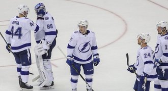 Jako Tampa! TOP výbuchy v 1. kole NHL: kocovina Detroitu i hrdina Quick