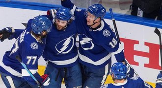 Jasná záležitost! Tampa přejela Islanders osmi góly, trefil se i Palát