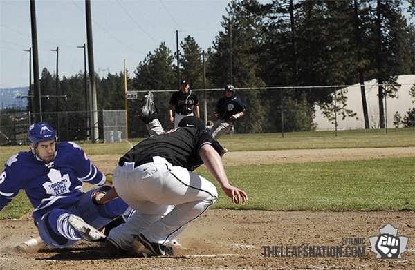 Jako hráč baseballu.