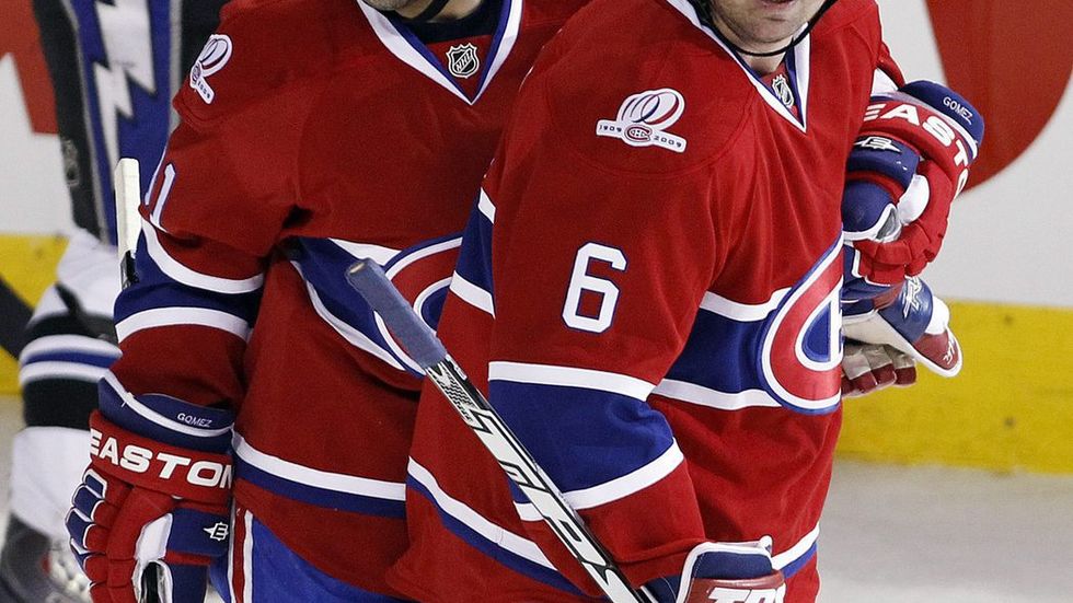 Jaroslav Špaček je prvním hokejistou, který v NHL může doplatit na nové pravidlo o úderech na hlavu.