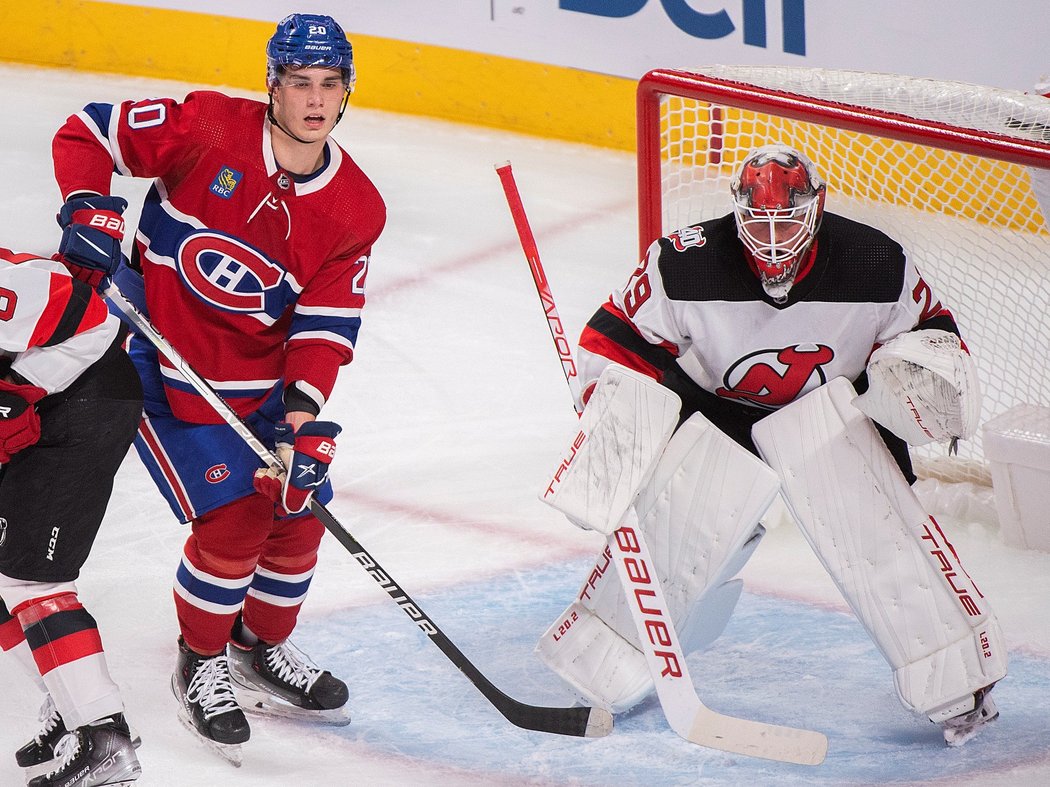 Slovenský útočník Juraj Slafkovský jako jednička letošního draftu NHL zahájí sezonu v Montrealu. V záviděníhodné pozici ale není