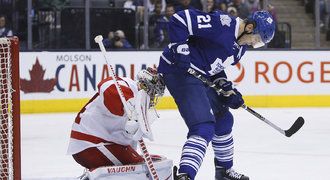 Mrázek si na závěr přípravy vychutnal Toronto. Předvedl i lapačku