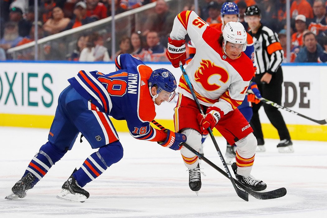 Hokejisté Edmontonu porazili v přípravě Calgary 2:1