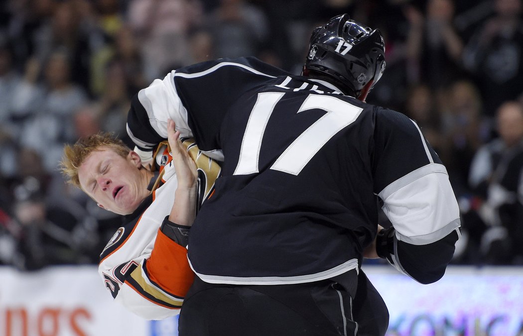 Milan Lucic bude v Edmontonu patřit k tahounům