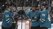 Tomáš Hertl v nočním přípravném utkání na start nového ročníku NHL zaznamenal proti Calgary gól a asistenci a výrazně pomohl k Výhře San Jose 4:1.