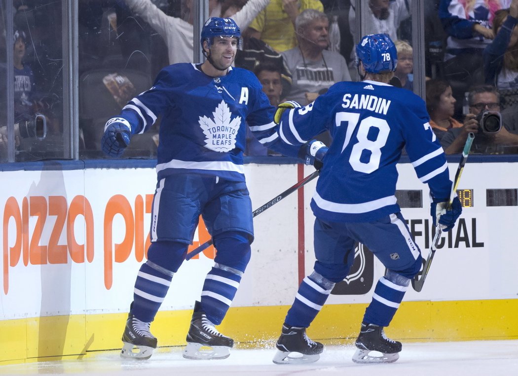 John Tavares už v Torontu rozdává radost