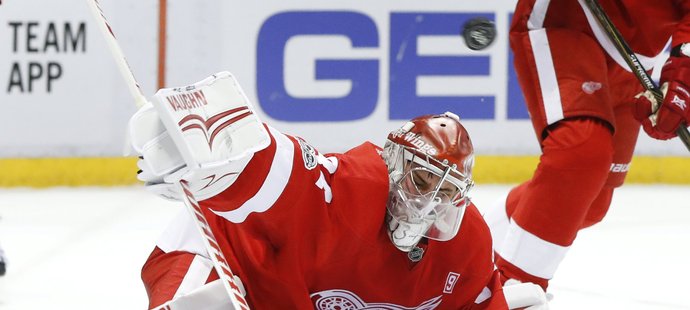 Petr Mrázek si v NHL připsal čtvrtou prohru v řadě.