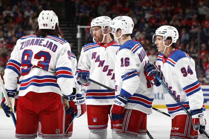 Rangers povstali ze dna. Tým funguje i bez jedničky v bráně, Čech odnesl tahy trenéra Rangers povstali ze dna. Tým funguje i bez jedničky v bráně, Čech odnesl tahy trenéra