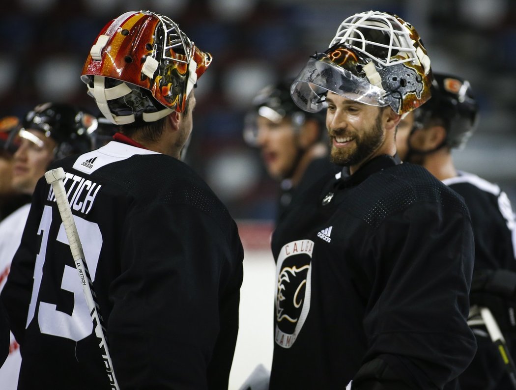 Cam Talbot se může usmívat. Od 1. ledna chytal famózně a pořádně zamotal hlavu vedení Calgary.