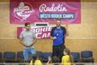 Obránce Chicaga Jan Rutta potěšil svou návštěvou účastníky Rookie Campu pro mladé florbalisty.