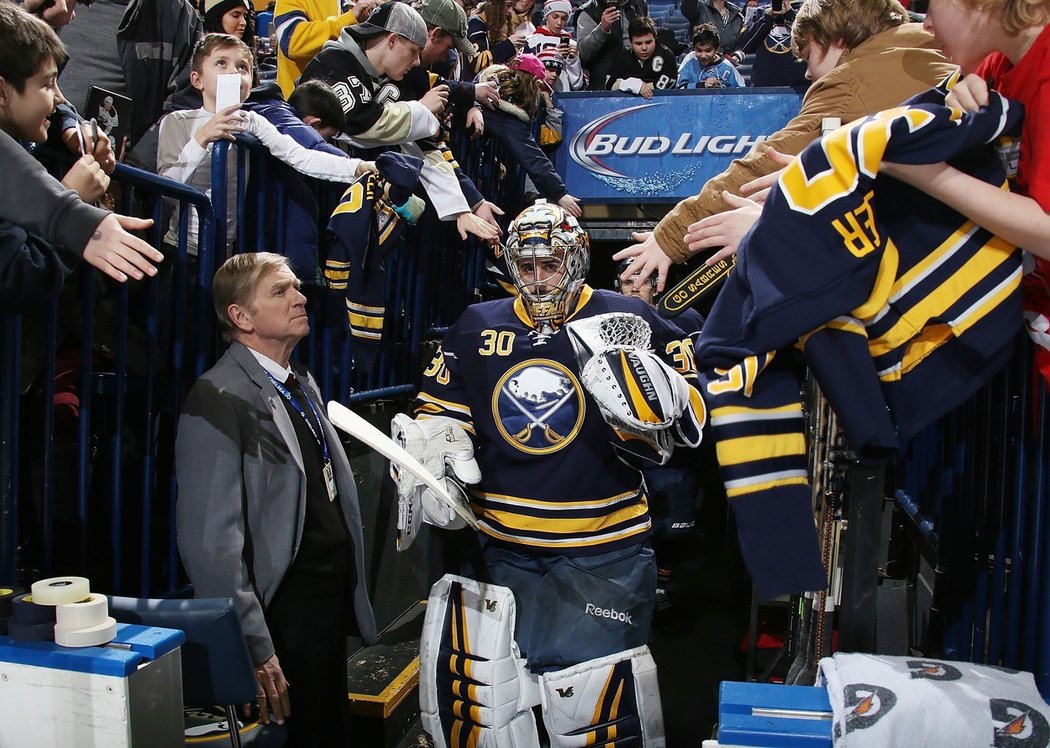 Ryan Miller pro Sportsnet zavzpomínal na své začátky v Buffalu. Ve městě, kde byl roky za boha Dominik Hašek.