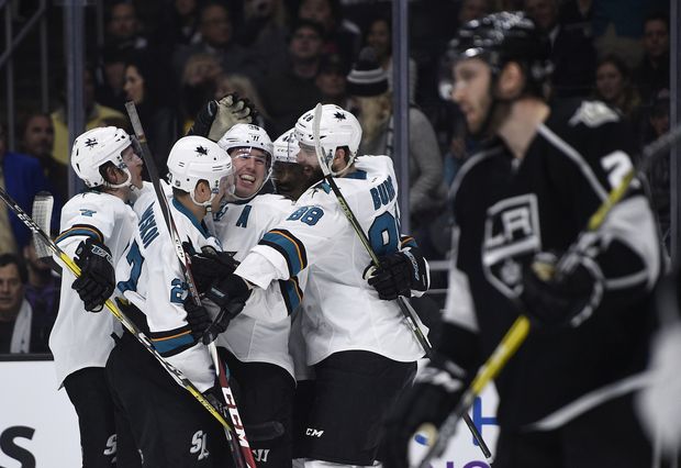 San Jose nasypalo rivalovi z Los Angeles tři branky hned v první třetině San Jose nasypalo rivalovi z Los Angeles tři branky hned v první třetině