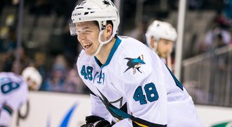 Hertl se vrací z farmy do NHL. Dobrá zkušenost, prohlásil