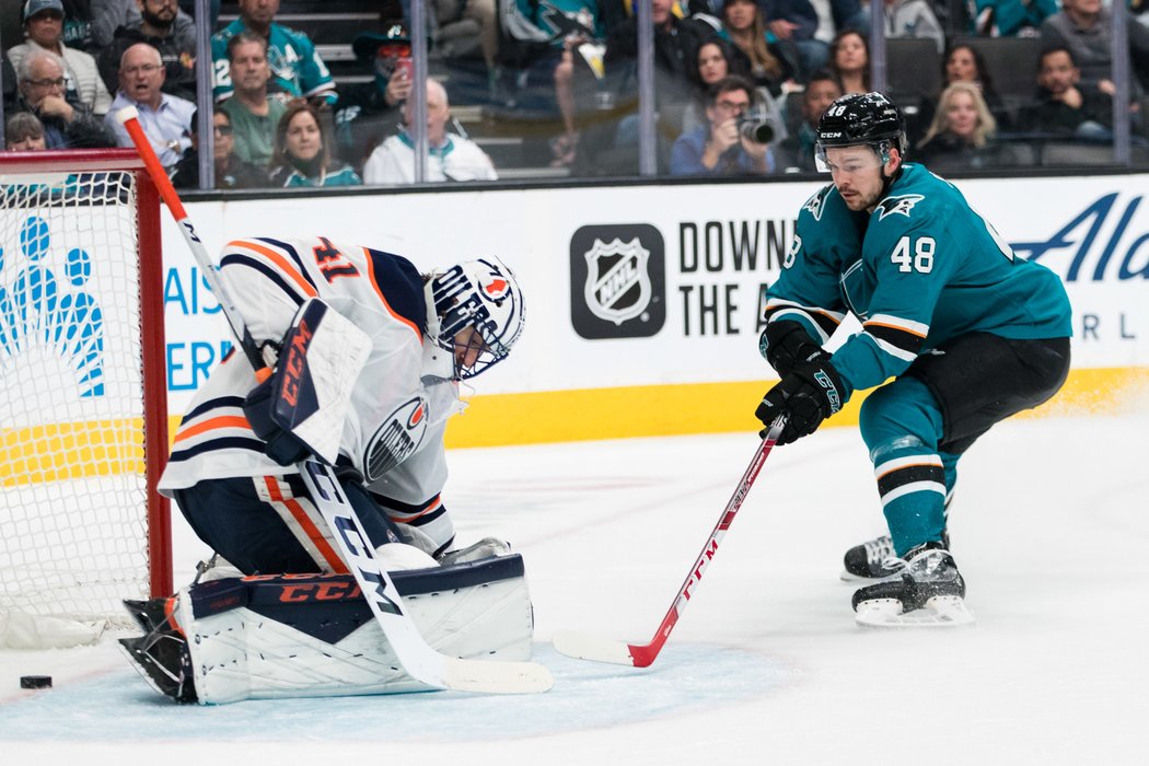 Tomáš Hertl dal jeden gól San Jose, které porazilo doma Edmonton 6:3.