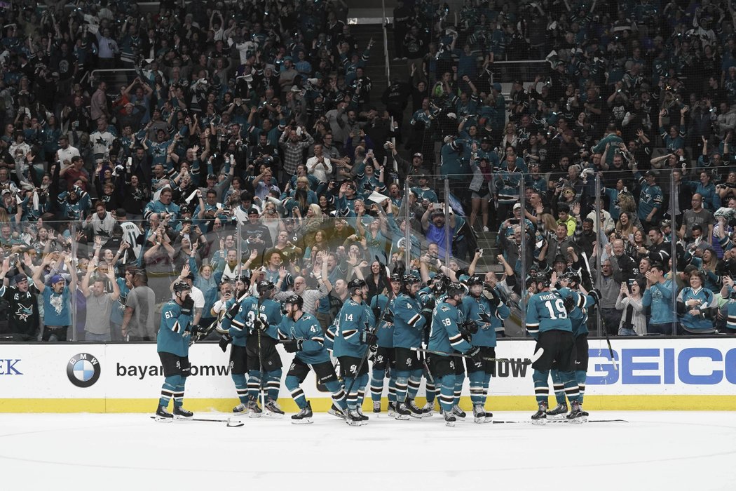 San Jose Sharks slaví postup do 2. kola