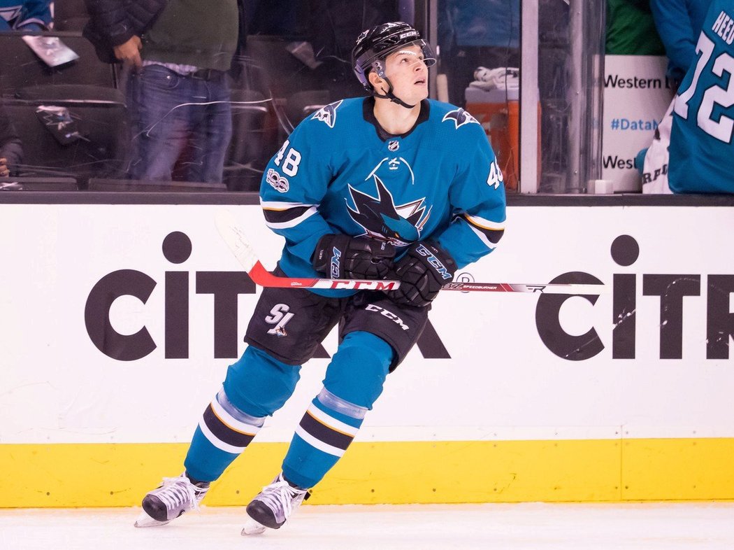 Proti Vancouveru si Hertl připsal 1+1 a pomohl San Jose k výhře