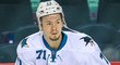 Ruský útočník Daniil Tarasov odehrál pět utkání NHL v dresu San Jose