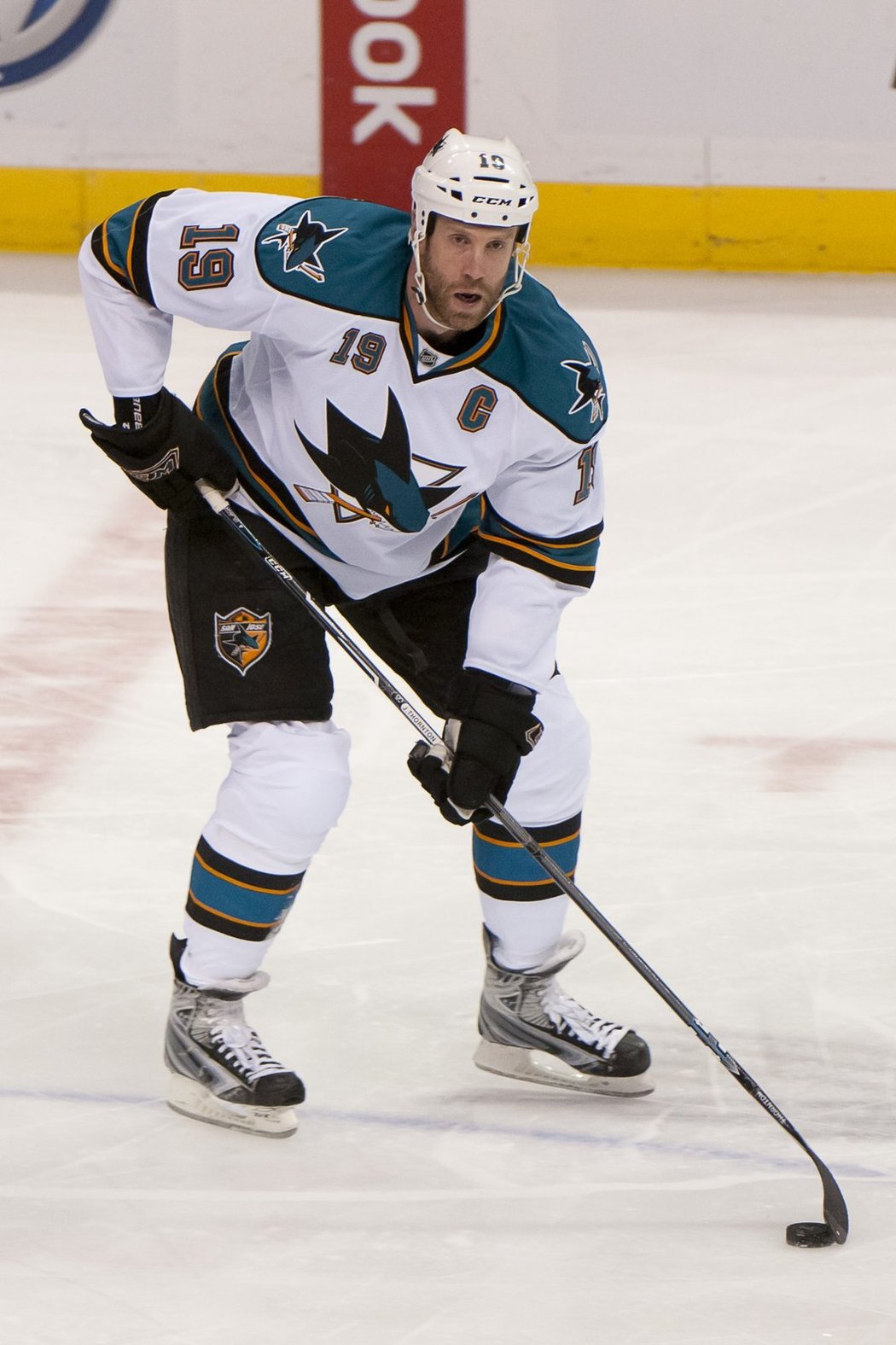 Joe Thornton, kapitán San Jose, vítěz kanadského bodování, olympijský vítěz.