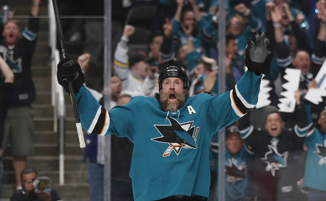 Joe Thornton dostal za faul na Tomáše Noska jednozápasový trest