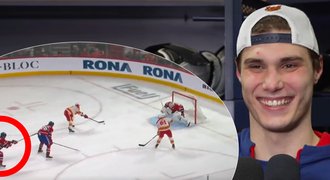 Slafkovský chytře strčil parťáka, bavil i po zápase: Máma psala, ať víc střílím Slafkovský chytře strčil parťáka, bavil i po zápase: Máma psala, ať víc střílím