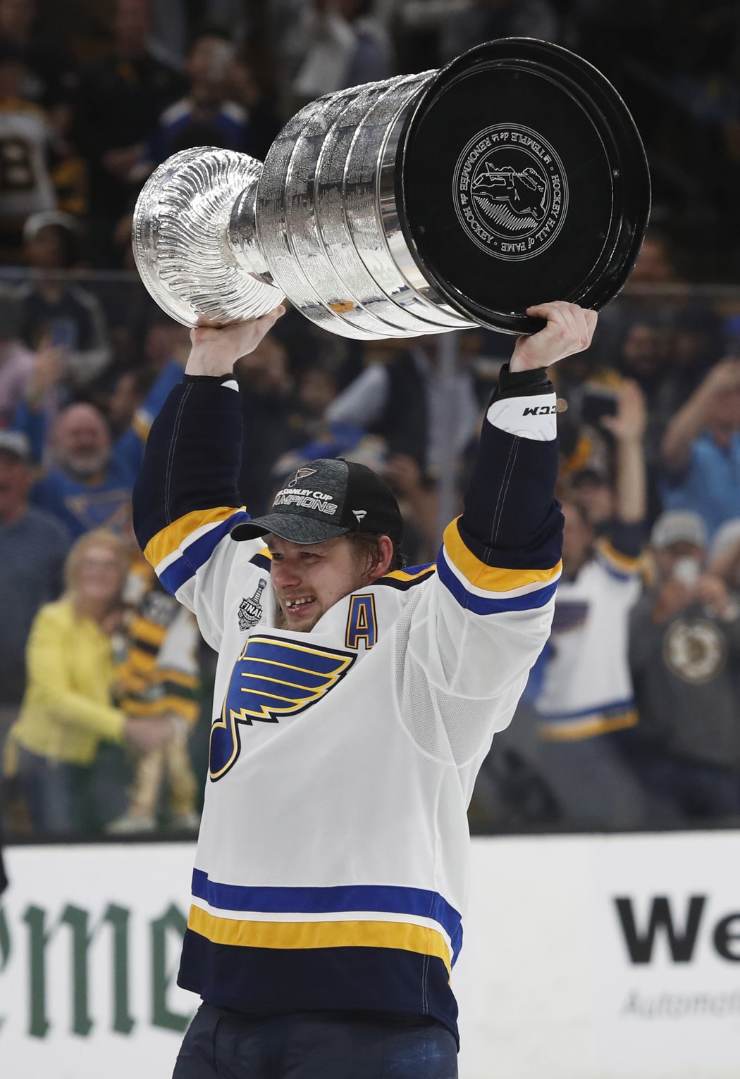 Vladimír Tarasenko je vítězem Stanley Cupu