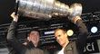 Tomáš Kaberle a David Krejčí vyhráli Stanley Cup v roce 2011 s Bostonem
