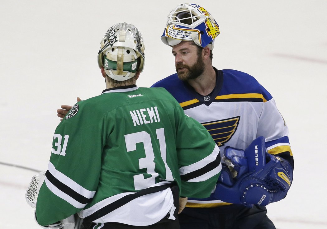 Hokejisté St. Louis zvítězili v sedmém rozhodujícím utkání 2. kola play off NHL na ledě Dallasu 6:1