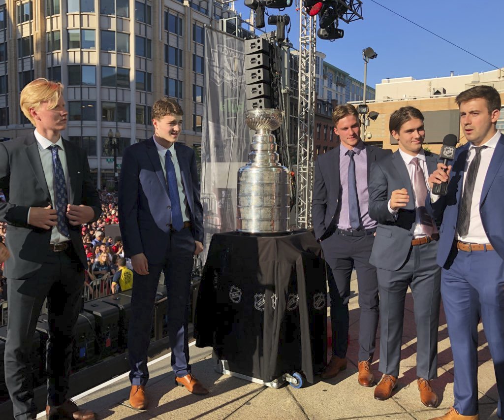 Marek Zadina (druhý zprava) a další hvězdičky blížícího se draftu