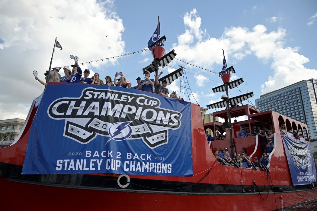 Tampa Bay umí zisk Stanley Cupu oslavit náležitě