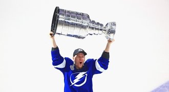 Natěšení na slávu i obavy u Palátů. Přijede Stanley Cup včas?